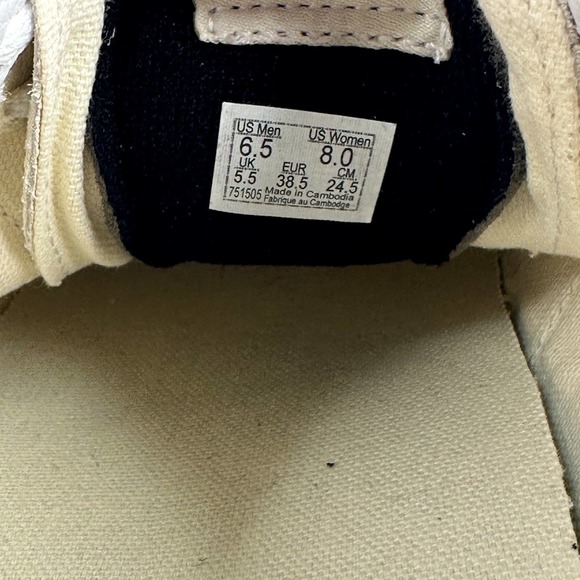 Vans Unisex Old Skool Sneakers in Off White/Black Size 6.5M/8W - Picture 5 of 5